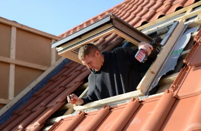 Pose de fenêtres de toit Velux aux Bordes